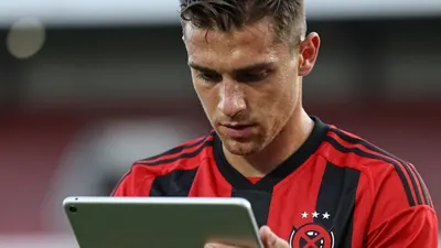 Excelsior Rotterdam holds a positive record against SC Heerenveen and shows strong passing and tackling efficiency this...